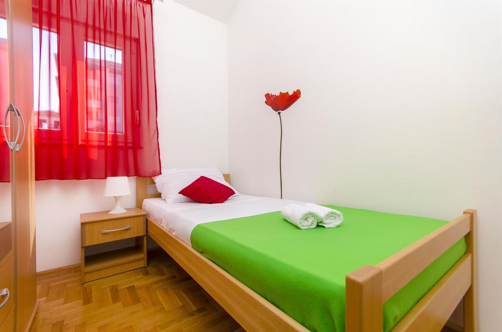 Apartments Pava Donji Okrug  Екстериор снимка